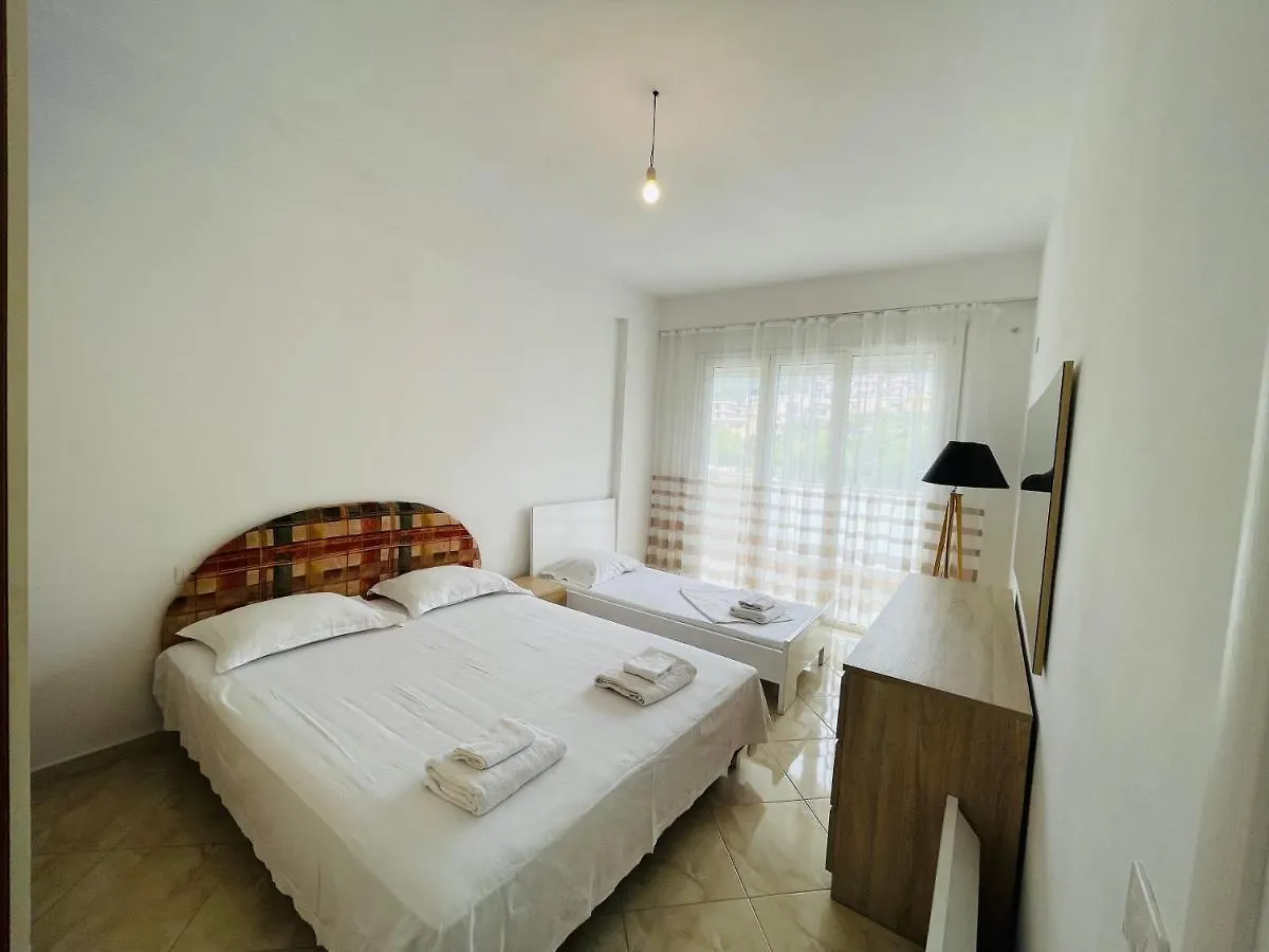 Jimi Apartments Vlorë 0*,